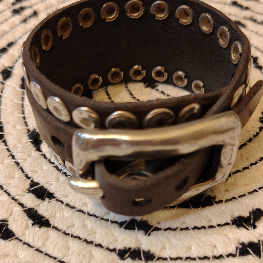 UNO de 50 Brown Leather Bracelet with Silver Buckle